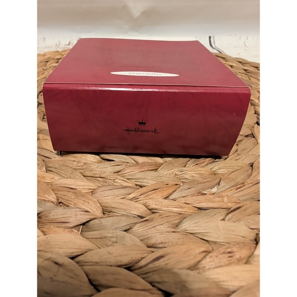 Vintage  HALLMARK KEEPSAKE CHRISTMAS TREE ORNAMENT "WONDER WOMAN" DC Comics - Picture 4 of 7